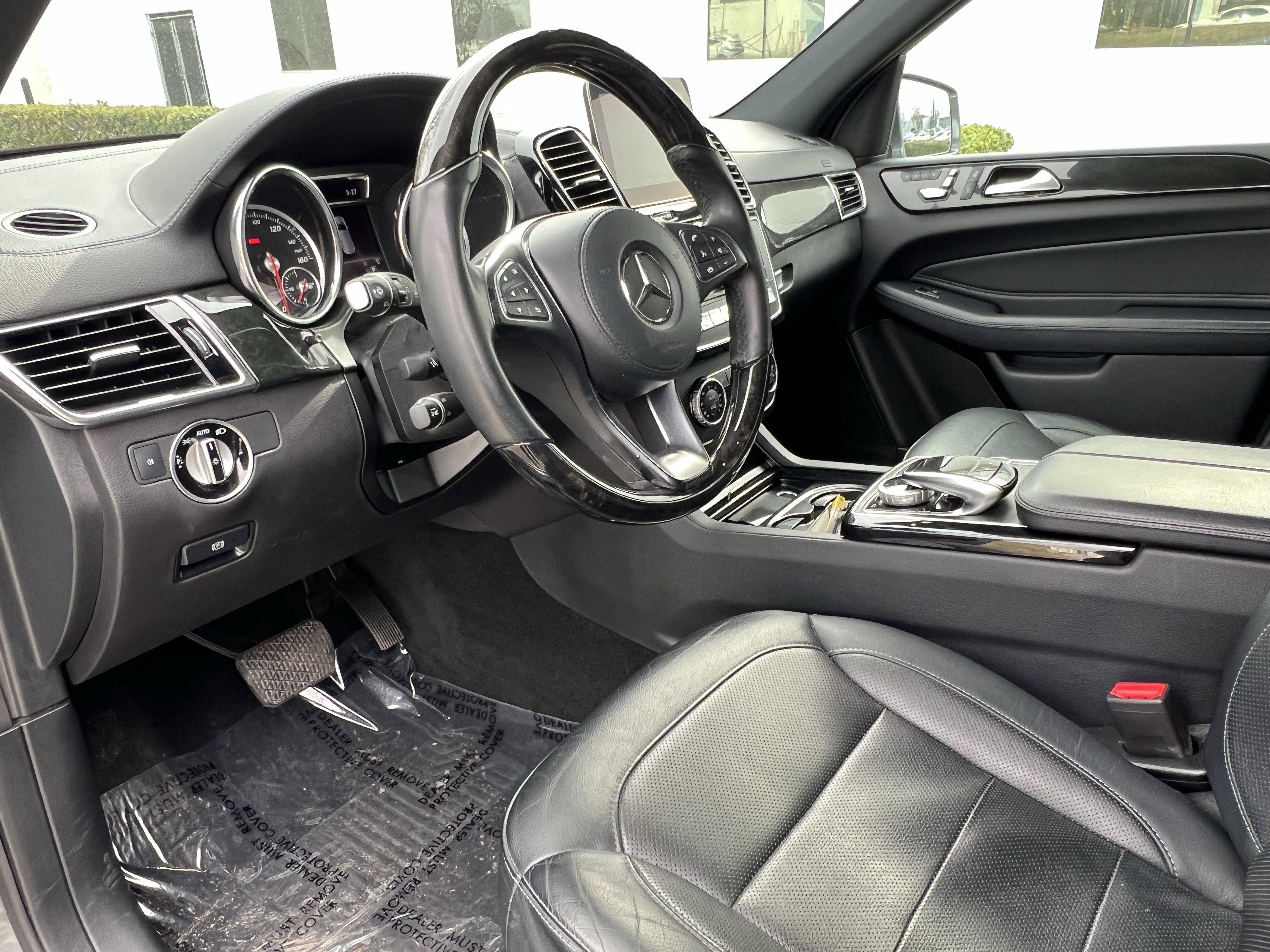 Used 2019 Mercedes-Benz GLS 450 4MATIC image 17