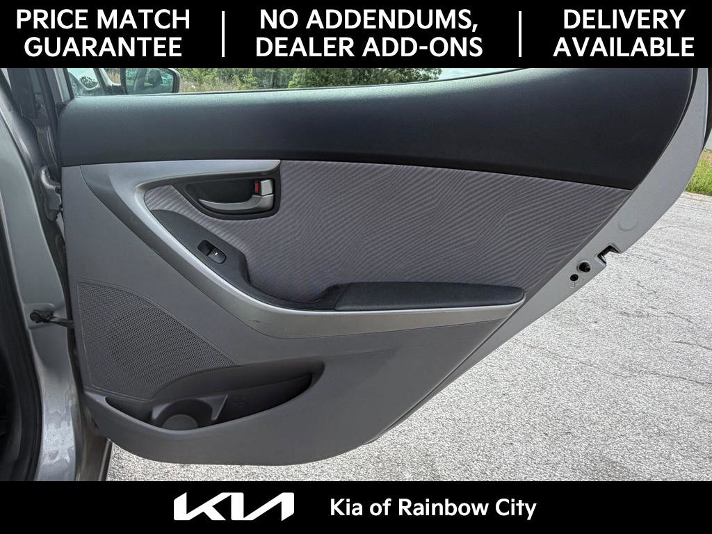 Used 2013 Hyundai Elantra GLS w/ Preferred Pkg FWD image 16