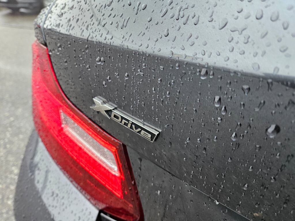 Used 2016 BMW M235i xDrive Convertible image 17