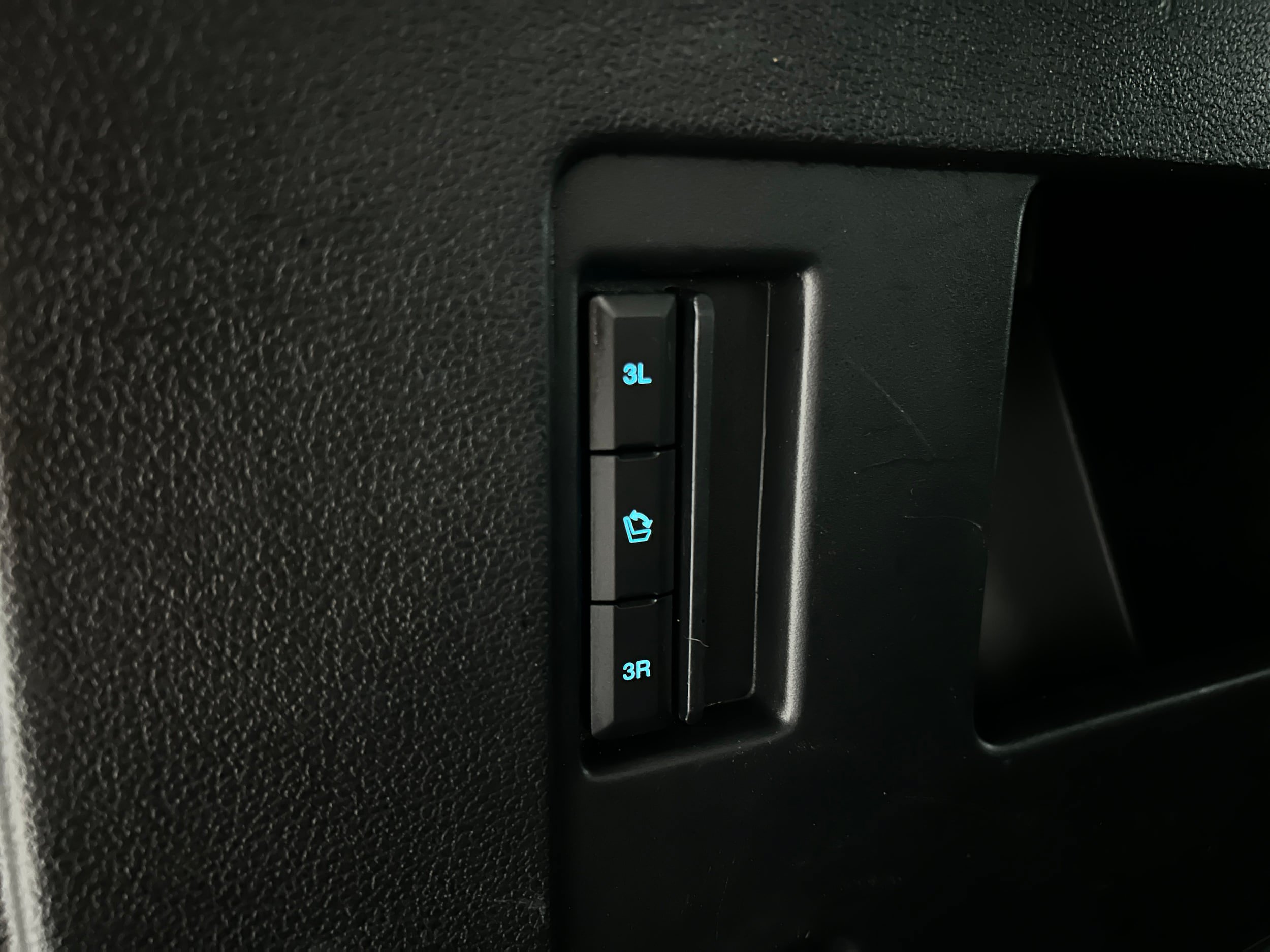 Used 2019 Ford Expedition Max XLT AWD/4WD image 36