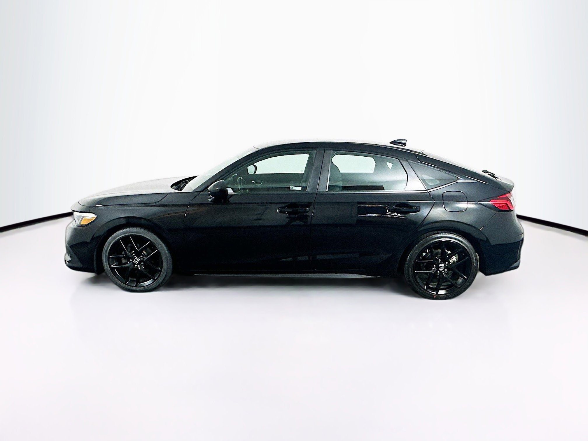 Used 2024 Honda Civic Sport image 4
