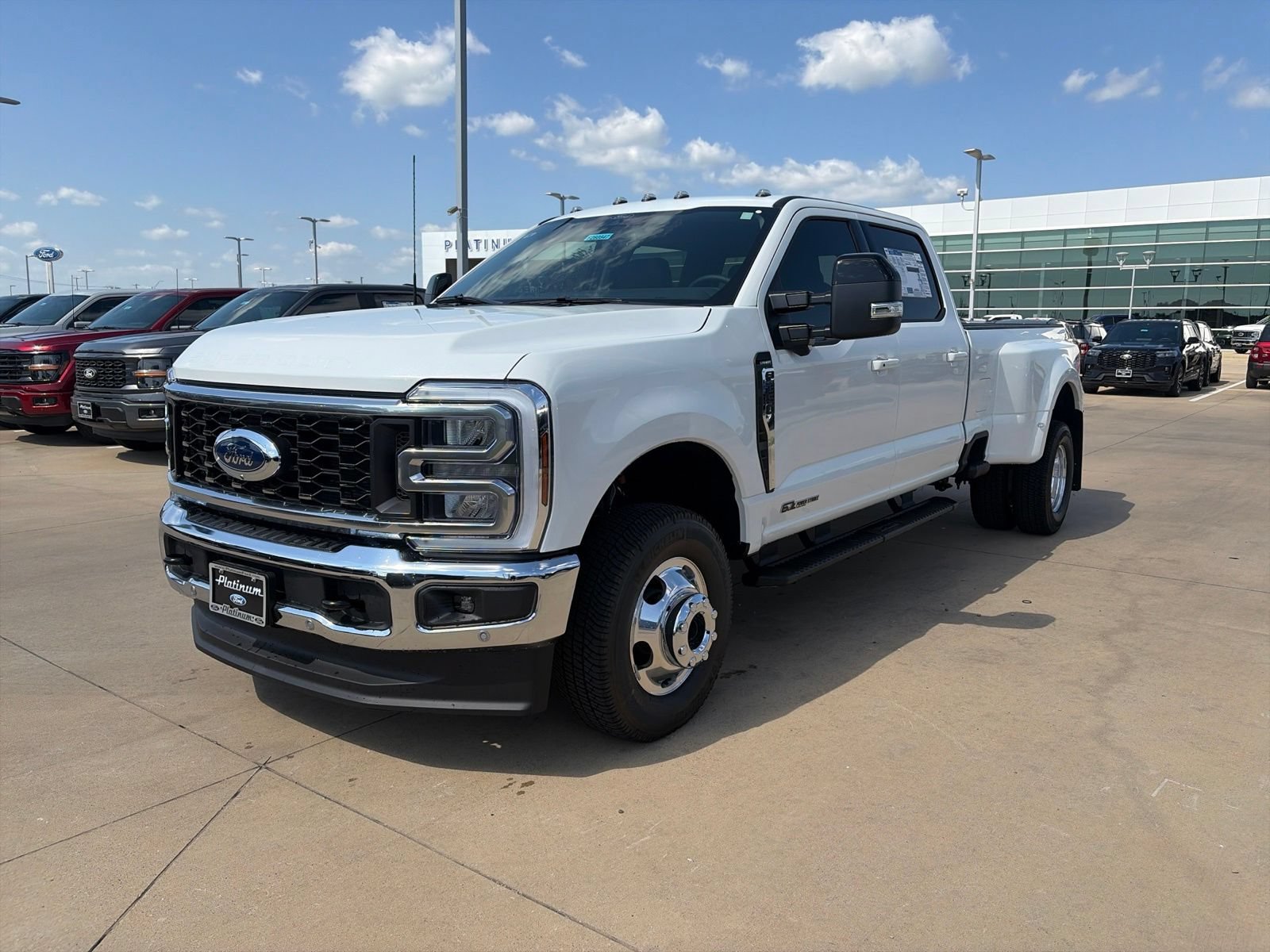 New 2026 Ford F350 Lariat w/ Lariat Premium Package AWD/4WD 360° Tour