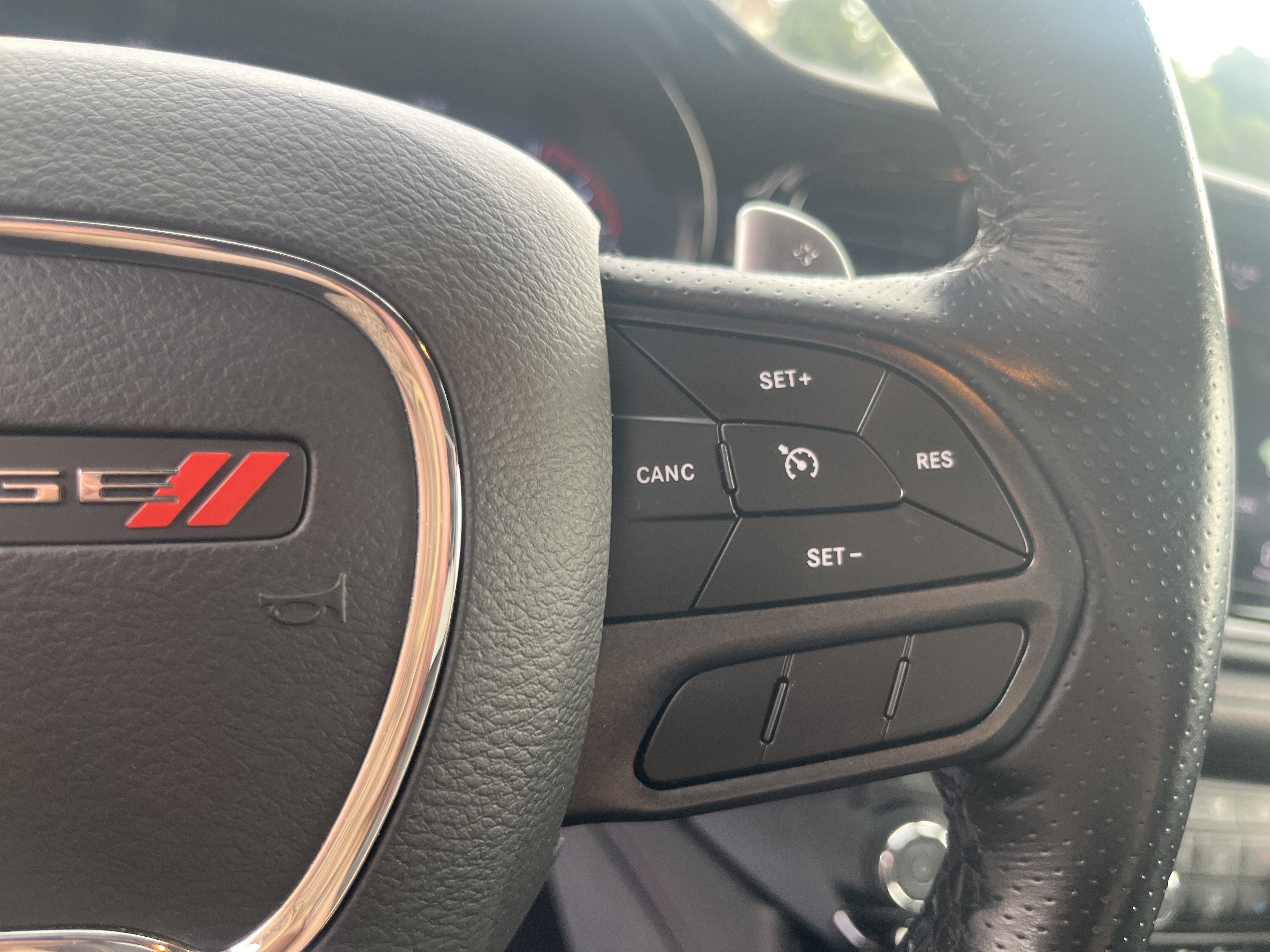 Used 2022 Dodge Durango R/T w/ Blacktop Package AWD/4WD image 22