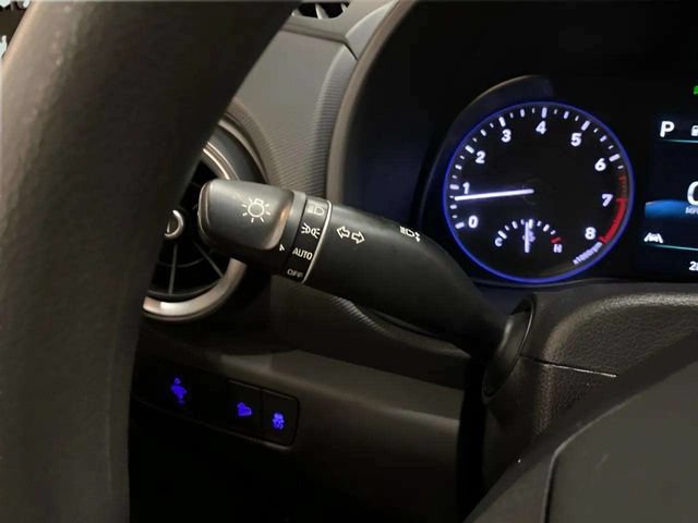 Used 2022 Hyundai Kona SEL FWD image 49