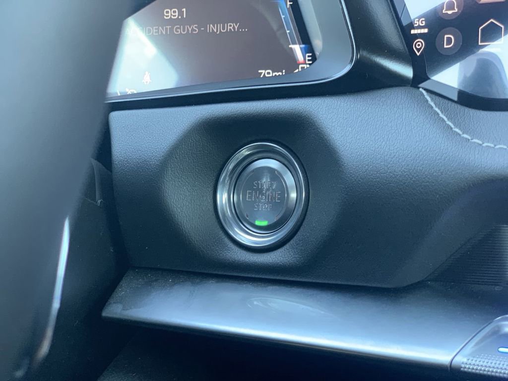 Used 2026 Chevrolet Corvette Stingray Coupe w/ Z51 Performance Package RWD image 15