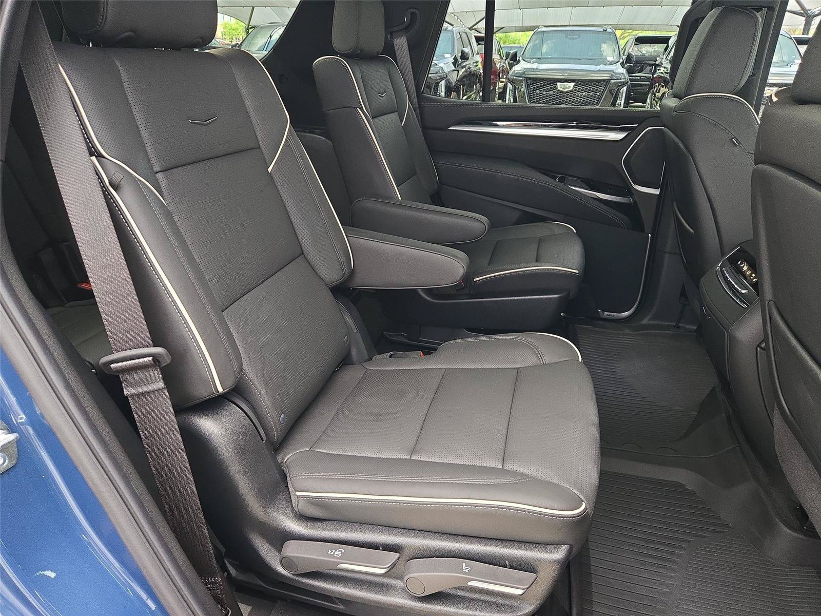 New 2026 Cadillac Escalade Sport w/ Touring Package AWD/4WD image 30