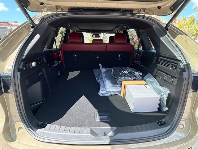 New 2026 MAZDA CX-70 3.3 Turbo w/ Premium Plus Pkg image 13