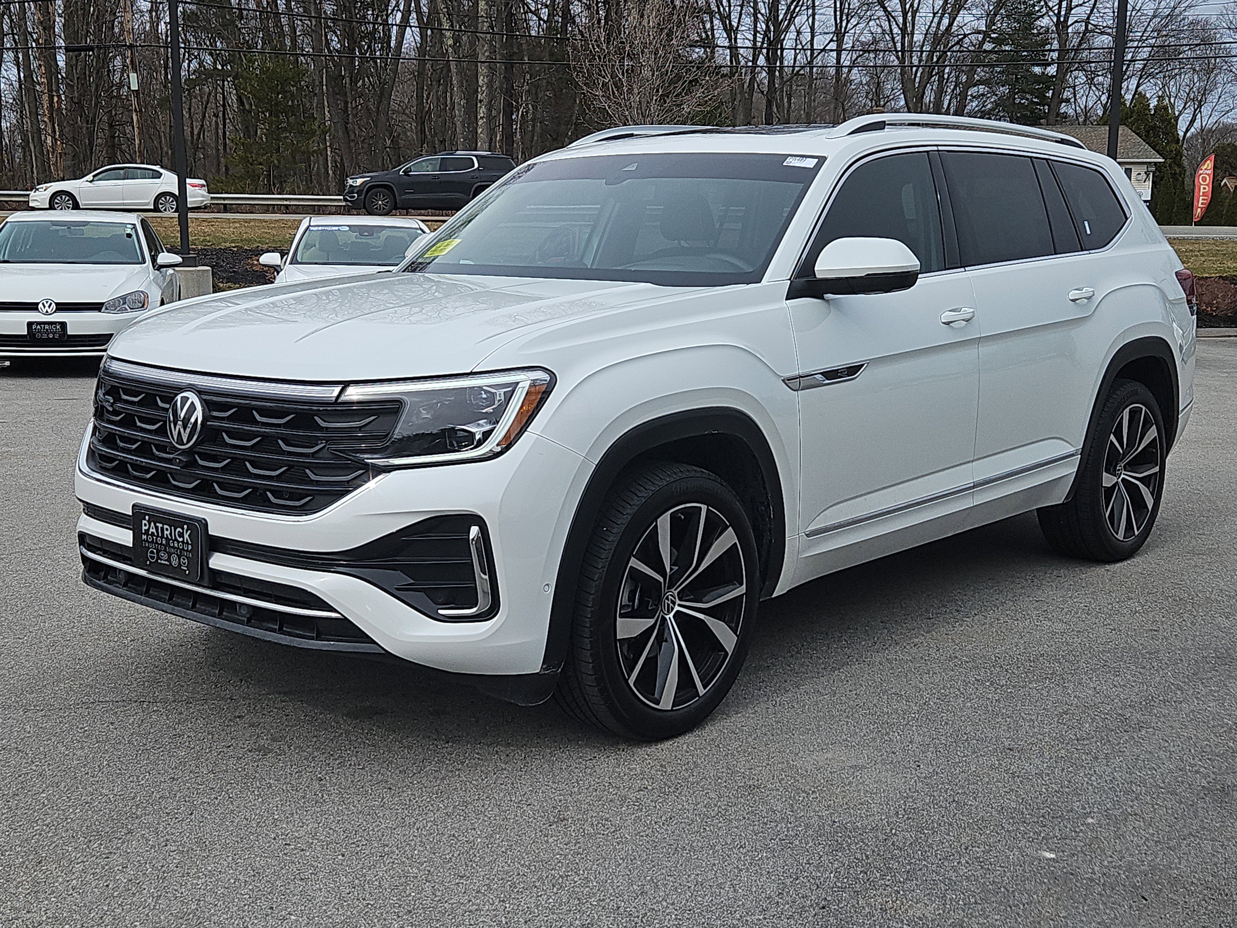 Certified 2025 Volkswagen Atlas SEL Premium R-Line image 30