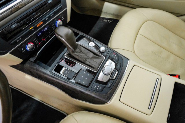 Used 2017 Audi A6 2.0T Premium Plus FWD image 26
