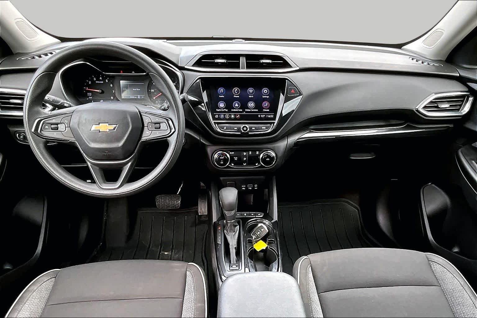 Used 2021 Chevrolet TrailBlazer LT w/ Convenience Package FWD image 16
