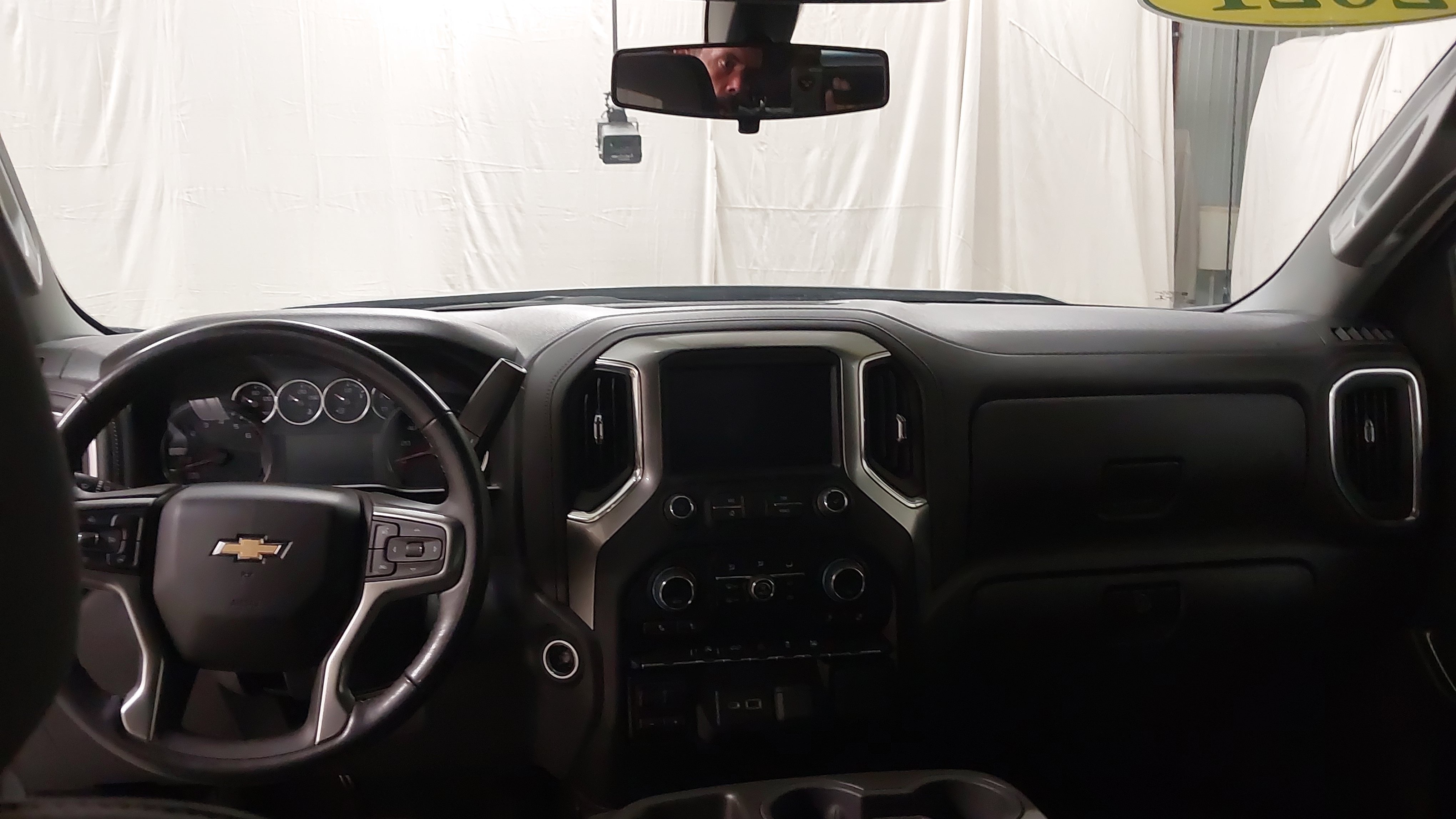 Used 2021 Chevrolet Silverado 1500 LT AWD/4WD image 26