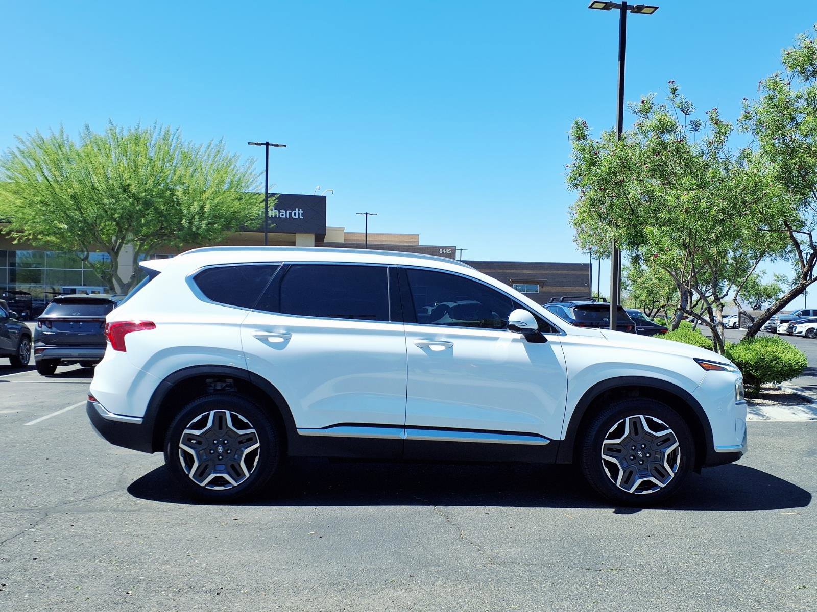 Certified 2023 Hyundai Santa Fe SEL Premium AWD/4WD image 7