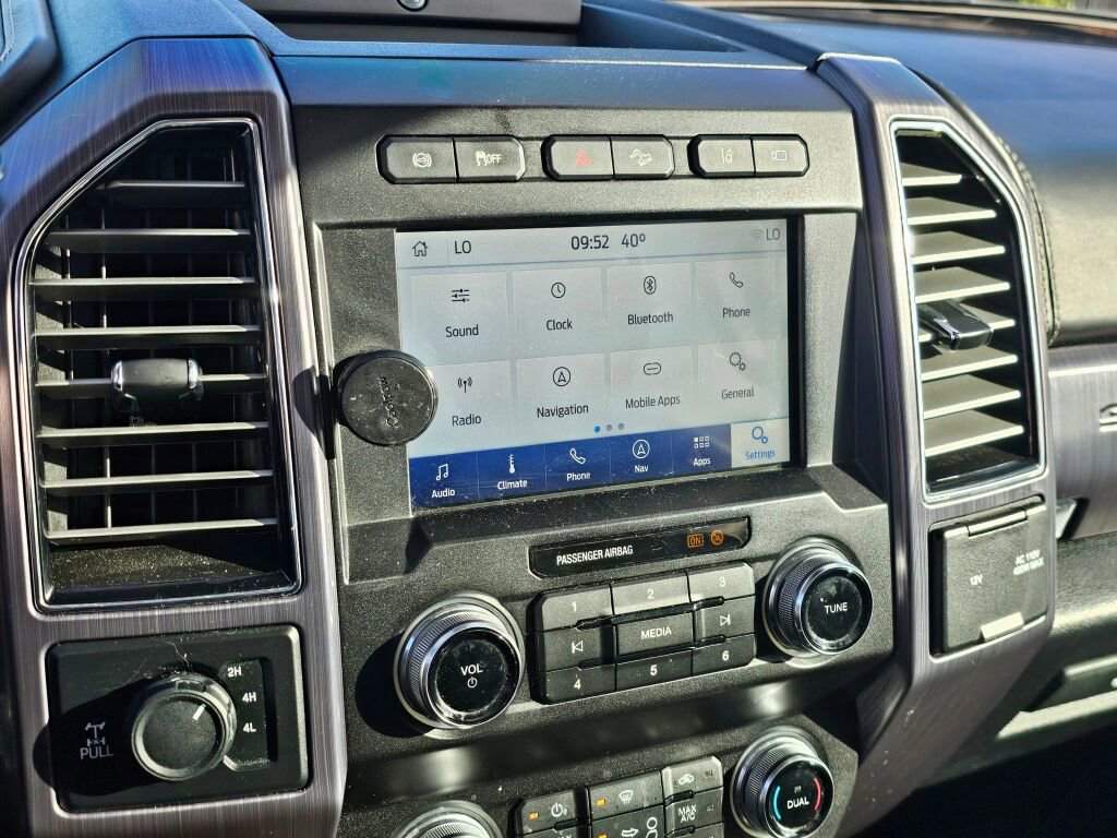 Used 2021 Ford F350 Limited w/ FX4 Off-Road Package image 36