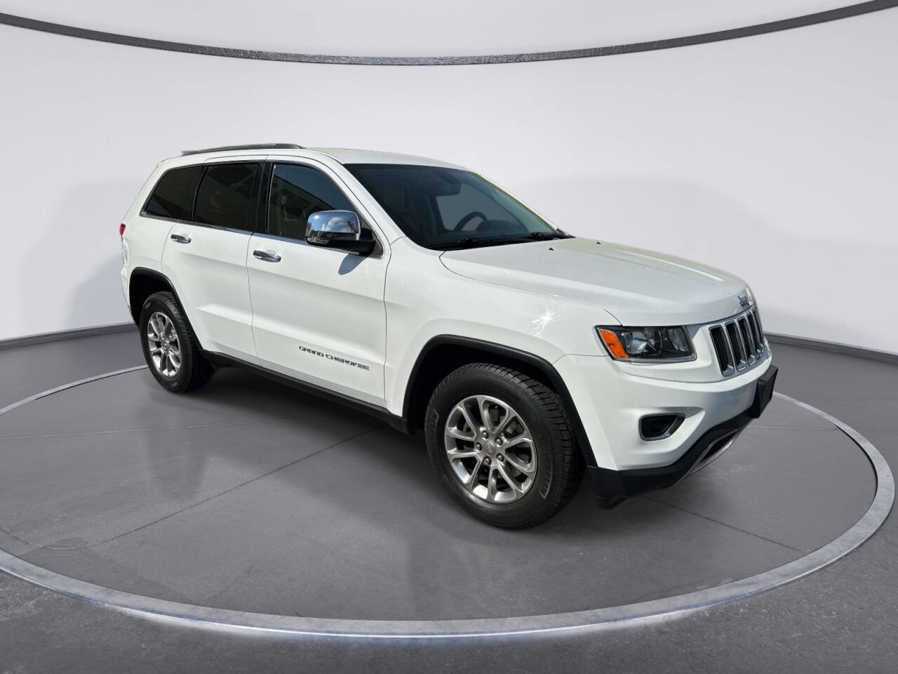 Used 2015 Jeep Grand Cherokee Limited AWD/4WD image 6