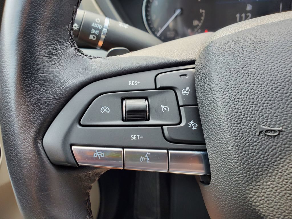Used 2023 Cadillac XT4 Premium Luxury w/ Cold Weather Package AWD/4WD image 21