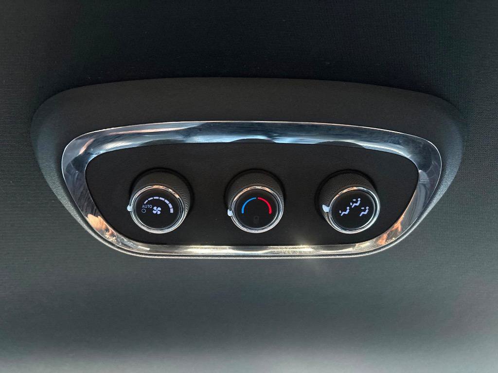 Used 2020 Dodge Durango GT RWD image 32