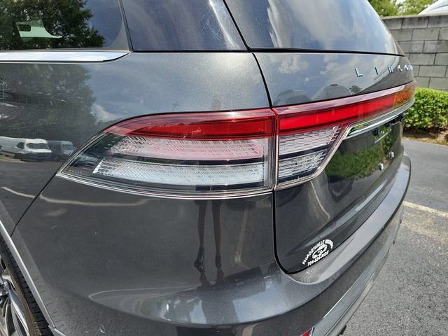 Used 2020 Lincoln Aviator Reserve w/ Equipment Group 202A AWD/4WD image 40