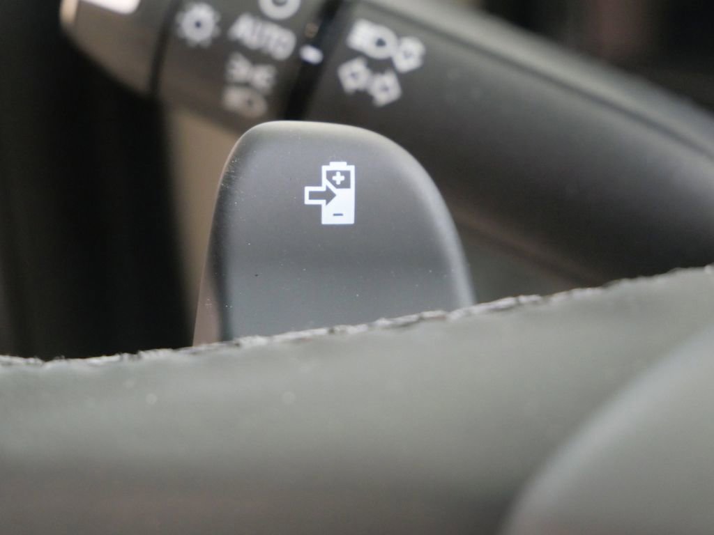 New 2026 GMC Hummer EV SUV w/ LPO, Dark Essentials Package image 25