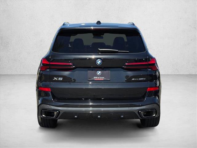 Certified 2025 BMW X5 xDrive50e w/ Executive Package AWD/4WD image 8