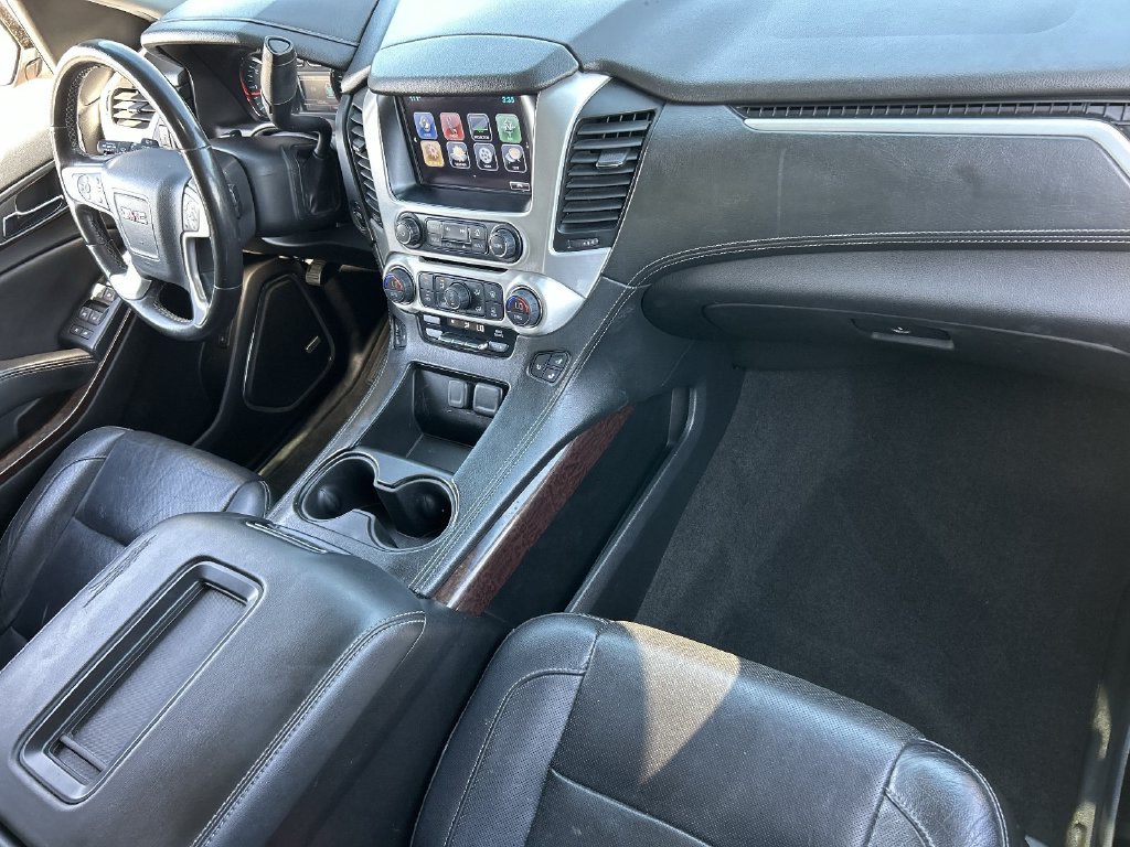 Used 2018 GMC Yukon SLT w/ Premium Edition AWD/4WD image 12