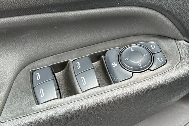 Used 2024 Chevrolet Equinox LT AWD/4WD image 12