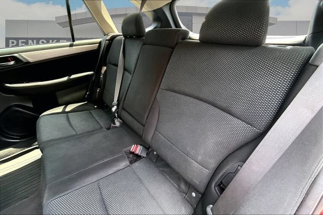 Used 2018 Subaru Outback 2.5i Premium AWD/4WD image 26