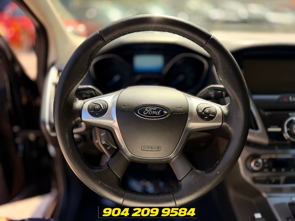 Used 2014 Ford Focus Titanium FWD image 15