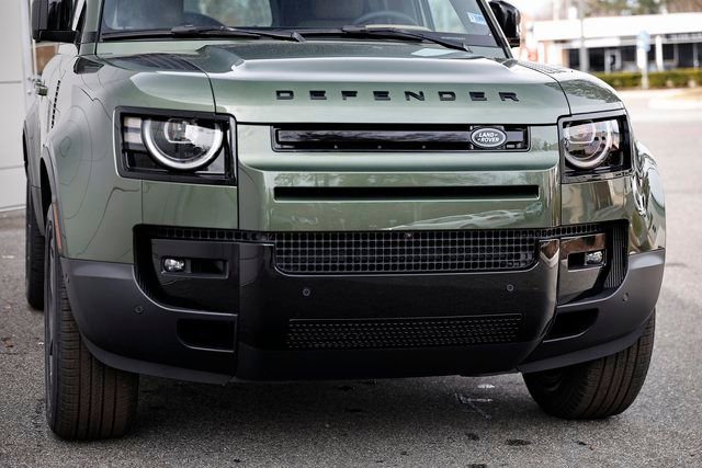 New 2026 Land Rover Defender 130 S image 19