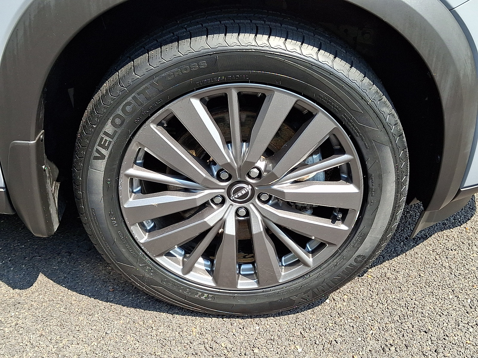 Certified 2024 Nissan Pathfinder SL w/ SL Premium Package AWD/4WD image 8