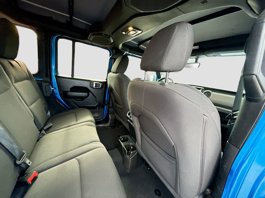Used 2022 Jeep Wrangler Unlimited Sport AWD/4WD image 32