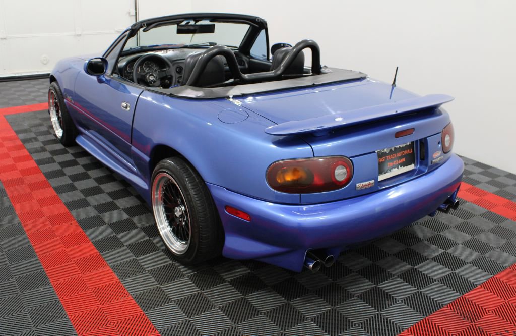 Used 1994 MAZDA MX-5 Miata RWD image 26