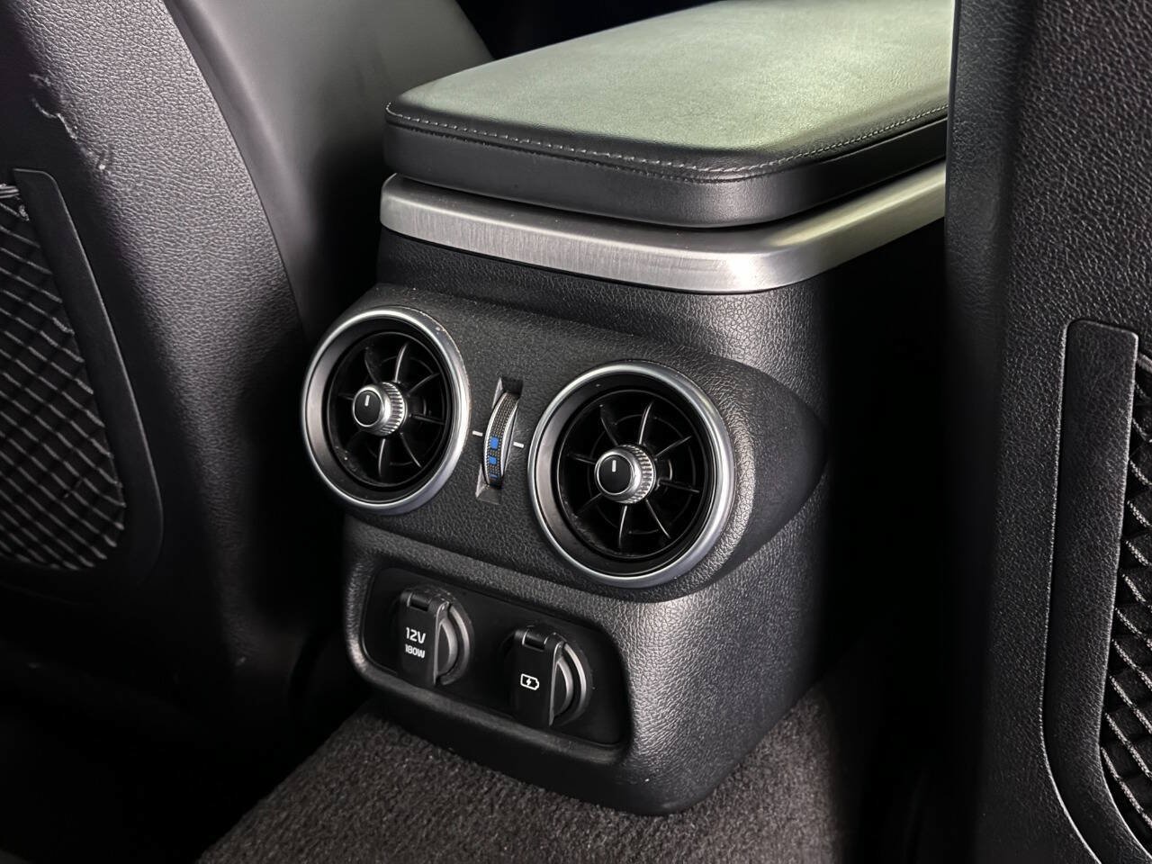 Used 2018 Kia Stinger GT2 AWD/4WD image 72