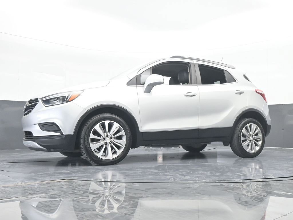 Used 2020 Buick Encore Preferred image 54