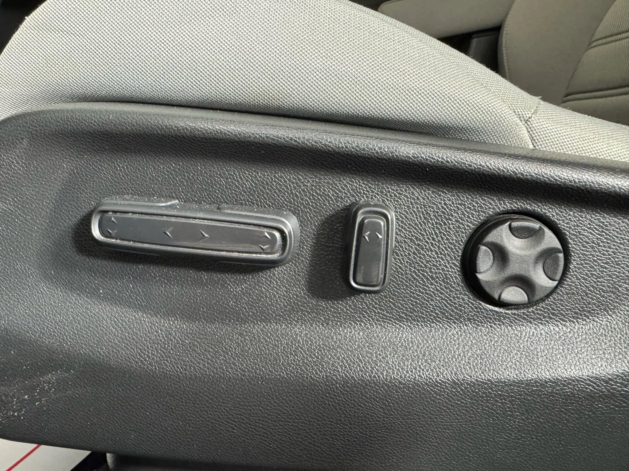 Used 2019 Honda CR-V EX image 34
