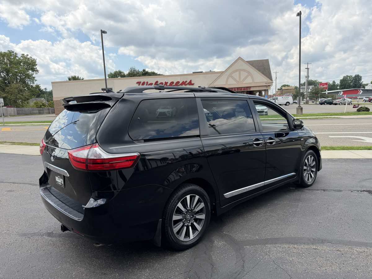 Used 2019 Toyota Sienna Limited Premium w/ Protection Package AWD/4WD image 5