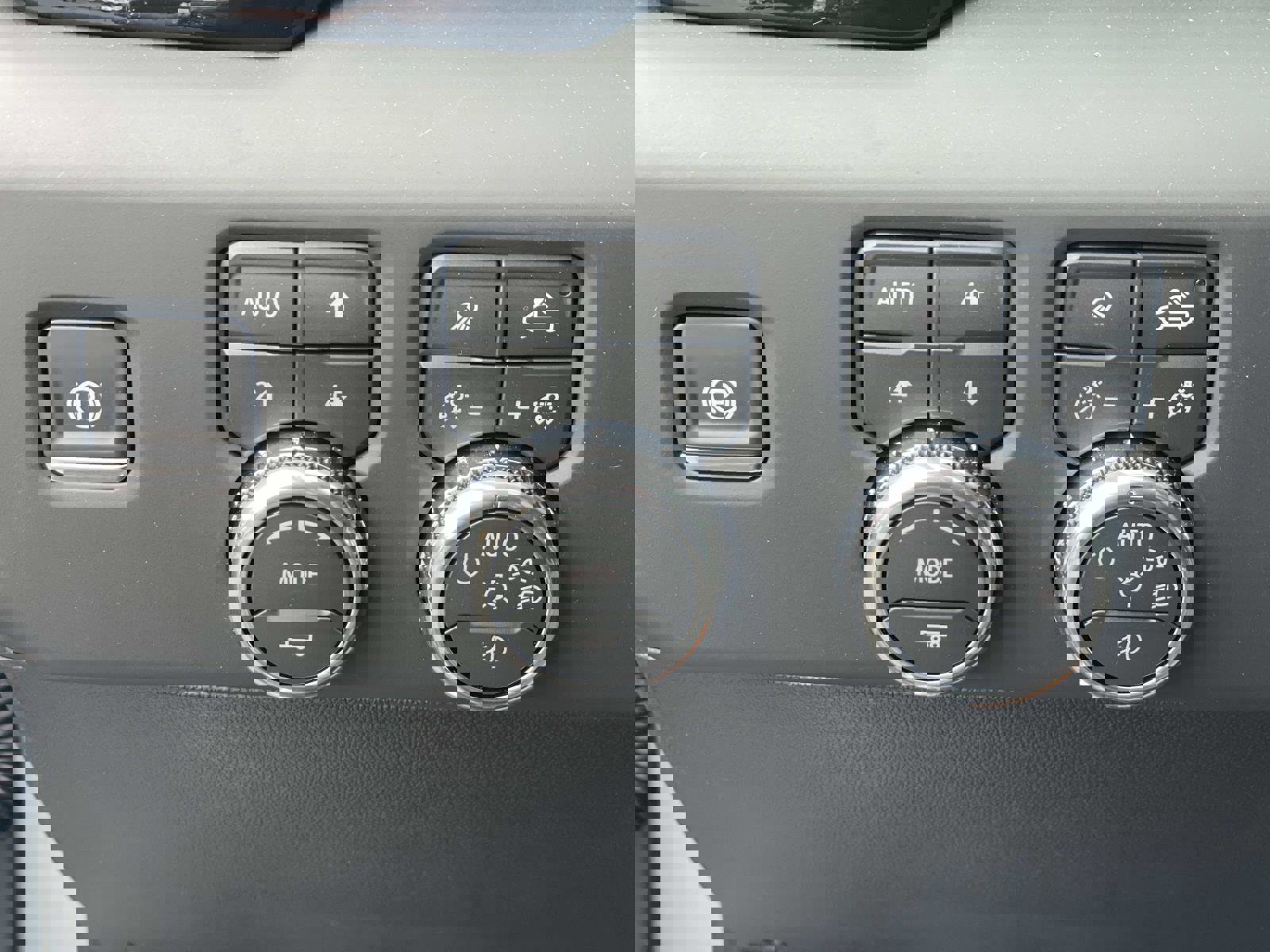 New 2026 GMC Sierra 2500 Denali w/ Denali Reserve Package image 17