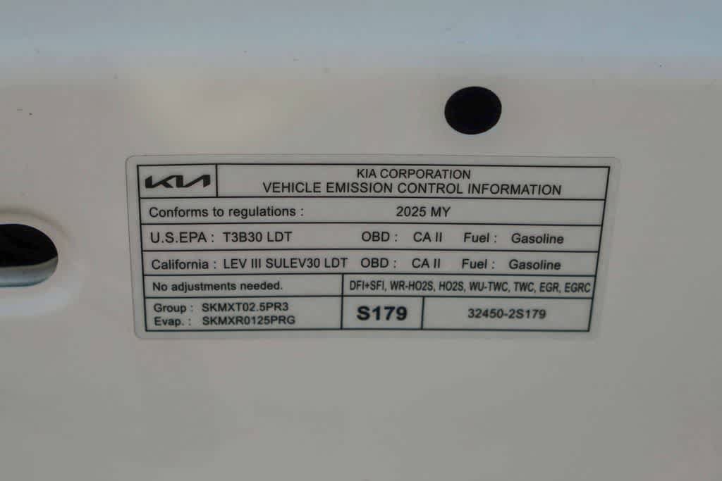 Certified 2025 Kia Sportage EX FWD image 27