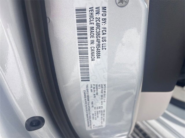 Used 2023 Chrysler Pacifica Touring-L image 31