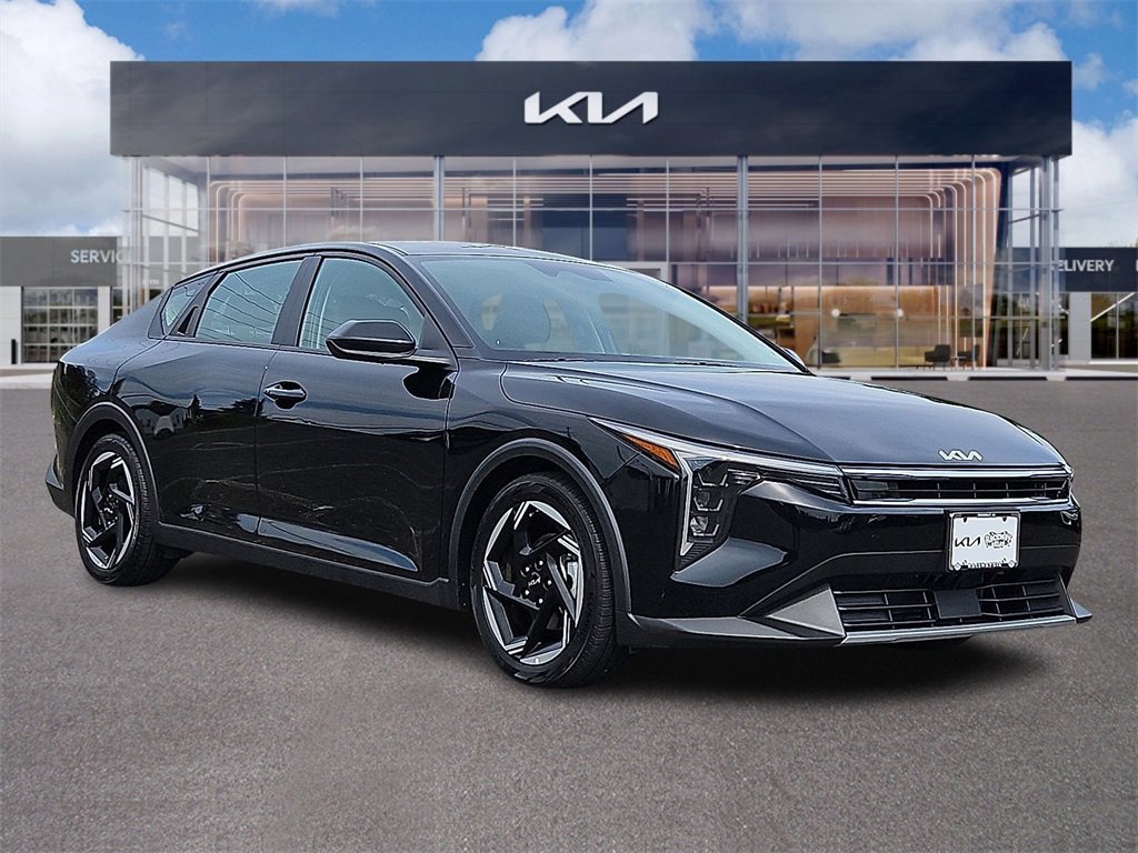 Certified 2025 Kia K4 EX