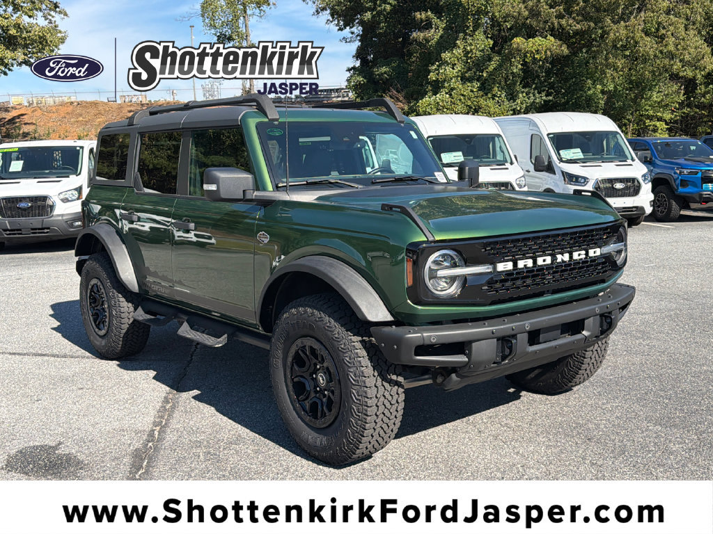 Used 2022 Ford Bronco Wildtrak AWD/4WD image 1