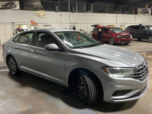 Used 2021 Volkswagen Jetta R-Line image 8