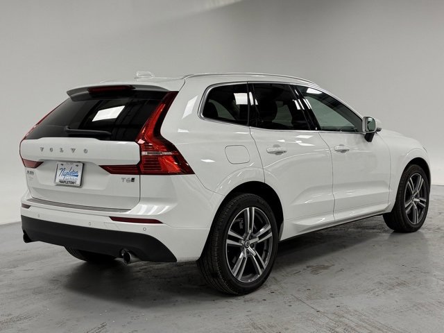 Used 2021 Volvo XC60 T6 Momentum image 4