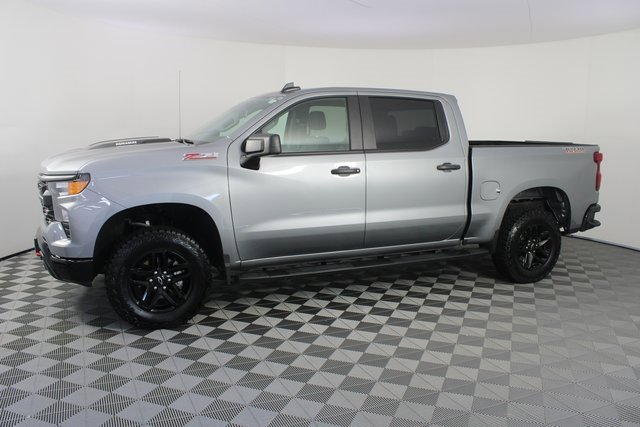 Used 2024 Chevrolet Silverado 1500 Custom Trail Boss image 2