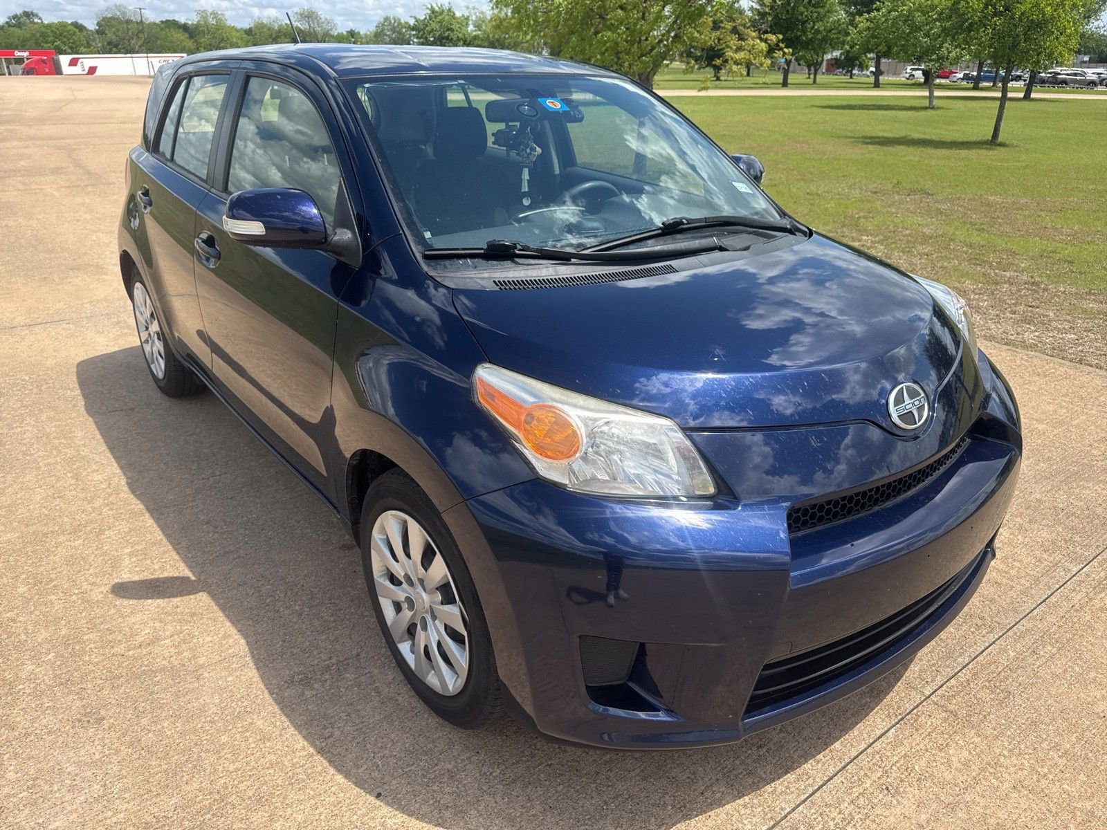 Used 2012 Scion xD image 7