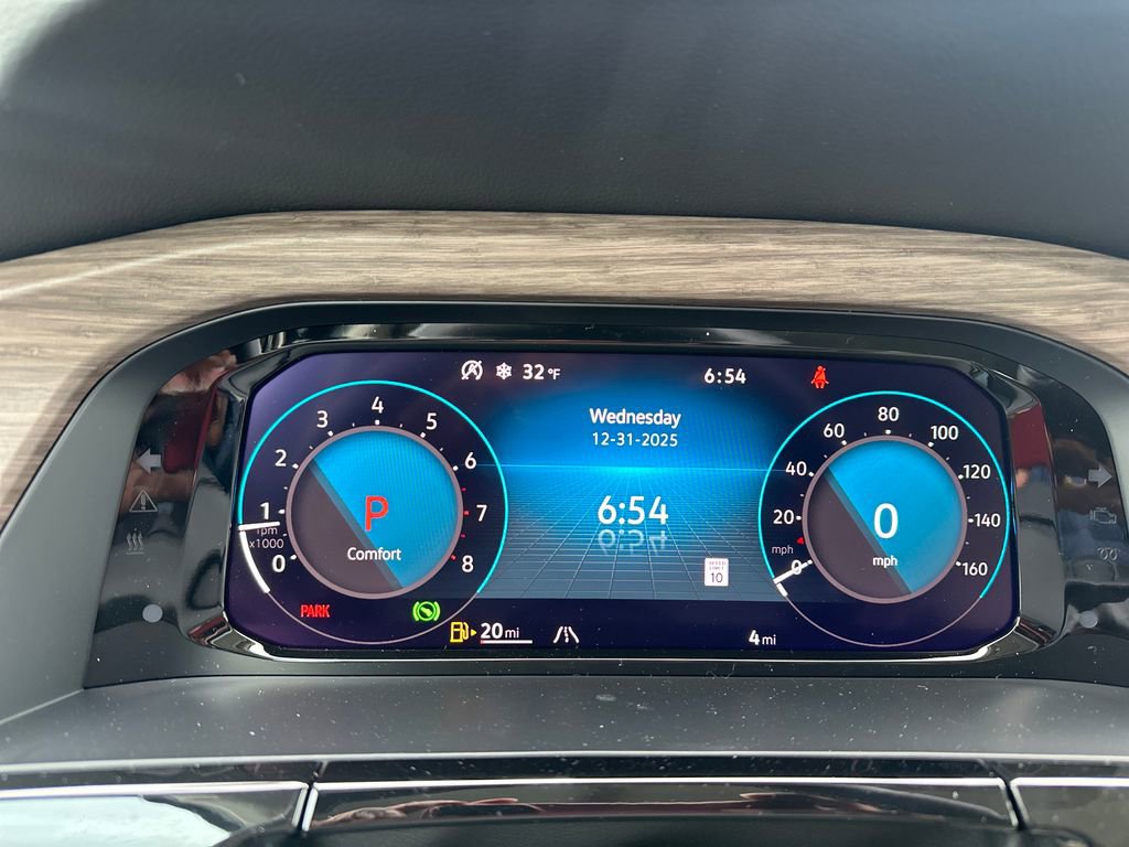 New 2026 Volkswagen Atlas SEL image 8