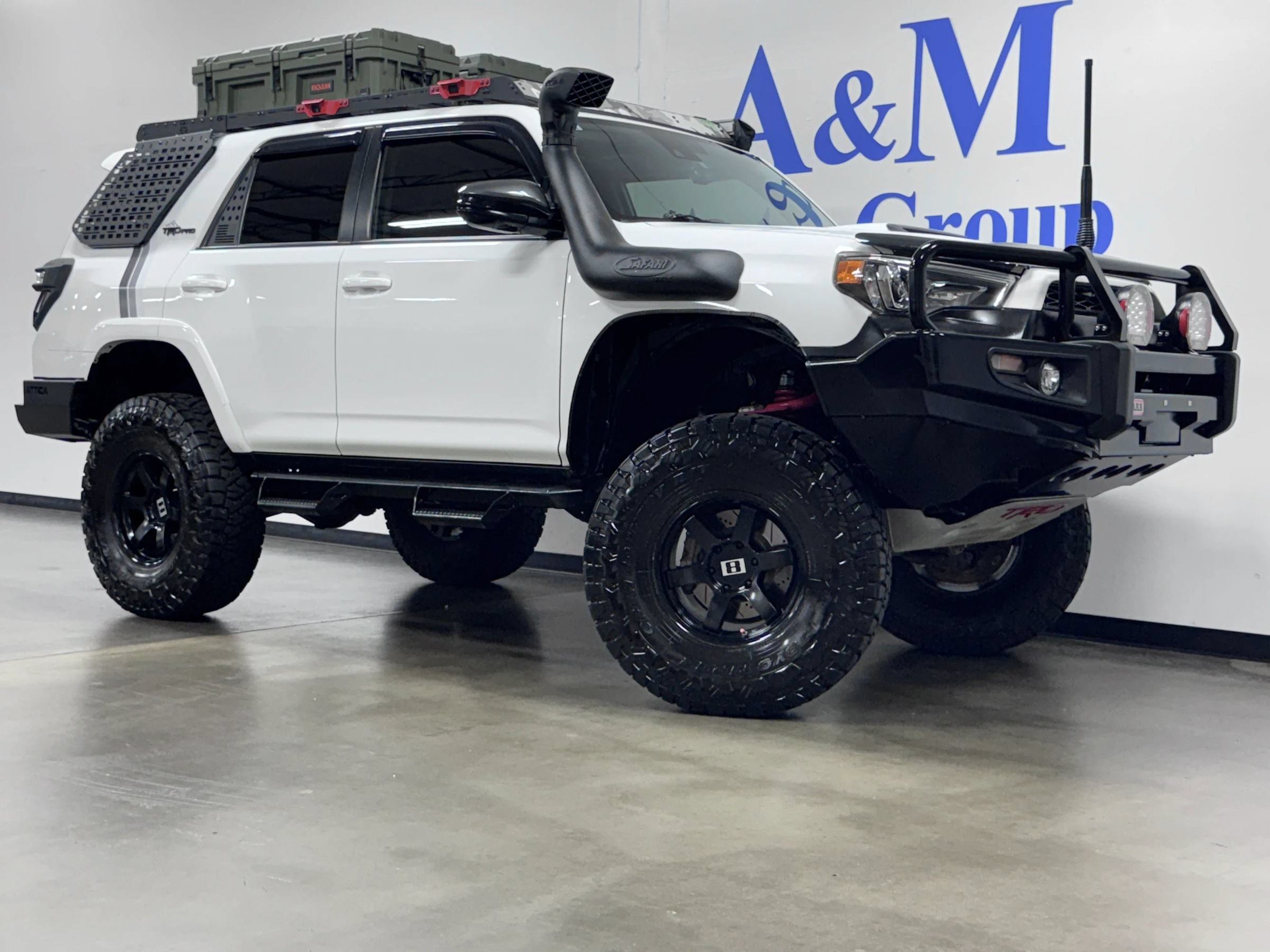 Used 2021 Toyota 4Runner TRD Off-Road Premium w/ Moonroof Package AWD/4WD image 2