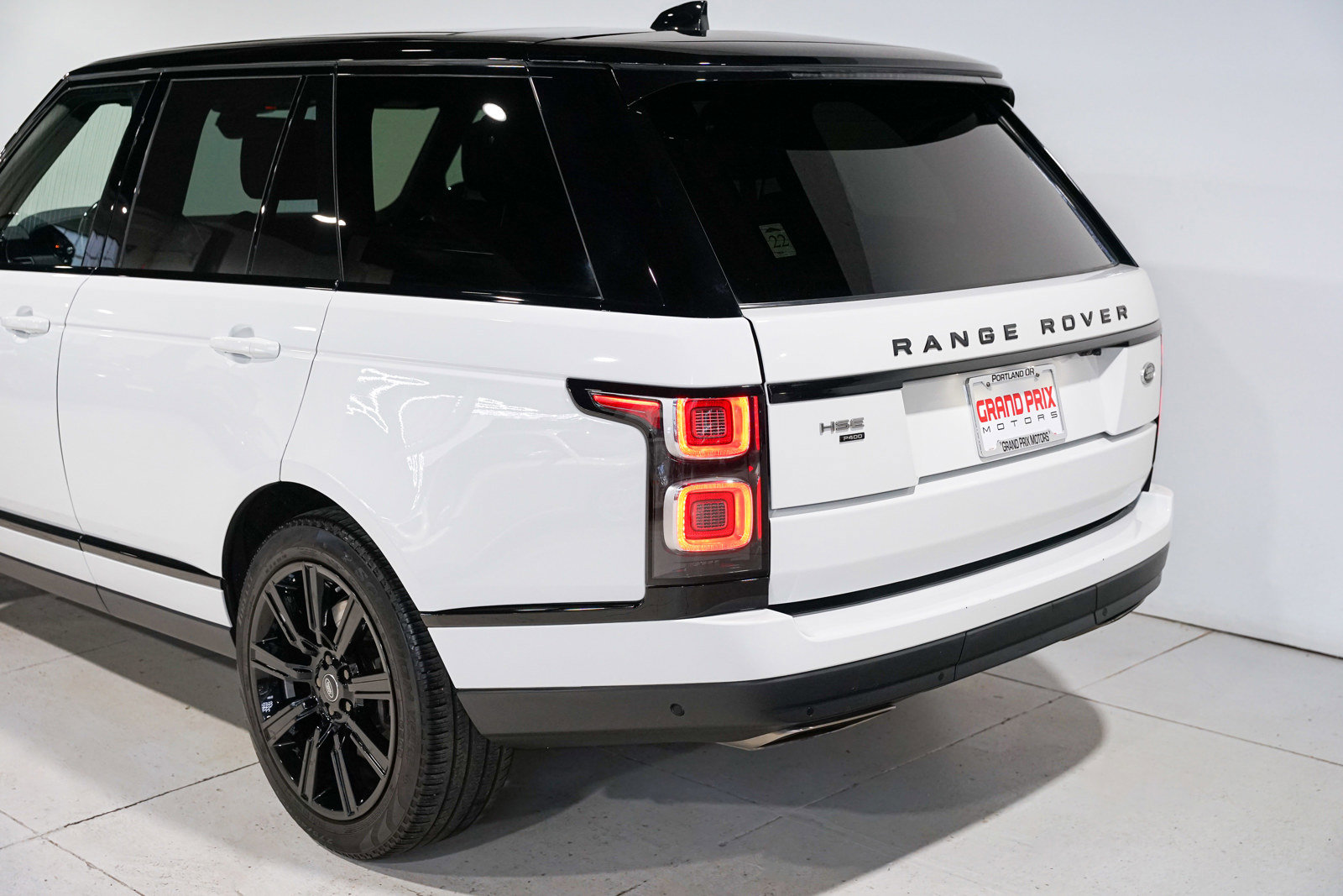 Used 2021 Land Rover Range Rover Westminster Edition image 48