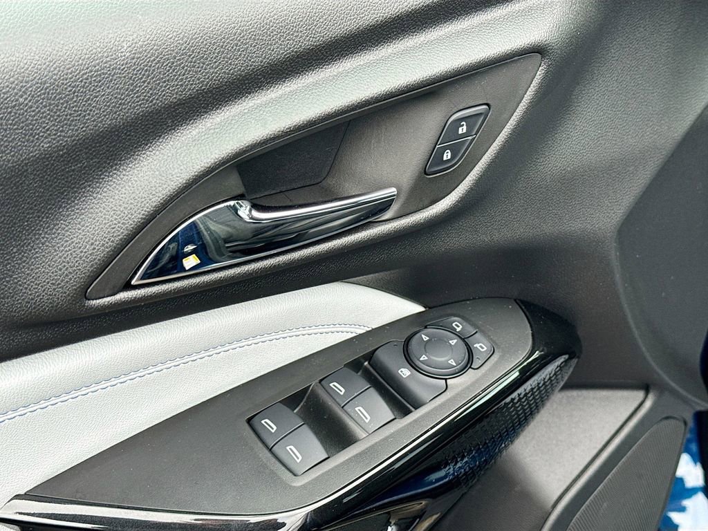 Used 2024 Chevrolet Trax LT w/ Driver Confidence Package image 17