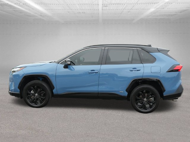 Used 2025 Toyota RAV4 XSE w/ Weather Package AWD/4WD image 4