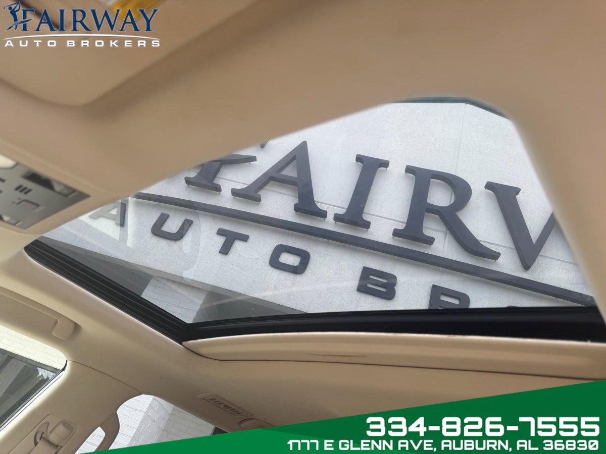 Used 2016 Lexus LX 570 4WD w/ Luxury Package image 29